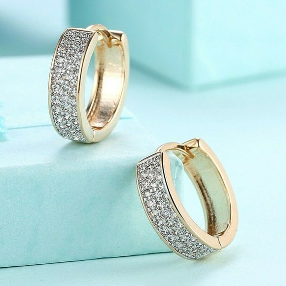 New 18K Gold Plated Huggie Hoops Earrings Italy - Picture 2 of 5